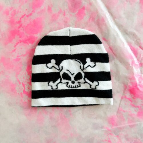 SKULL BEANIE