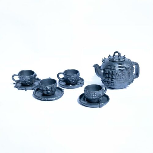 STudded & STrapped tea set